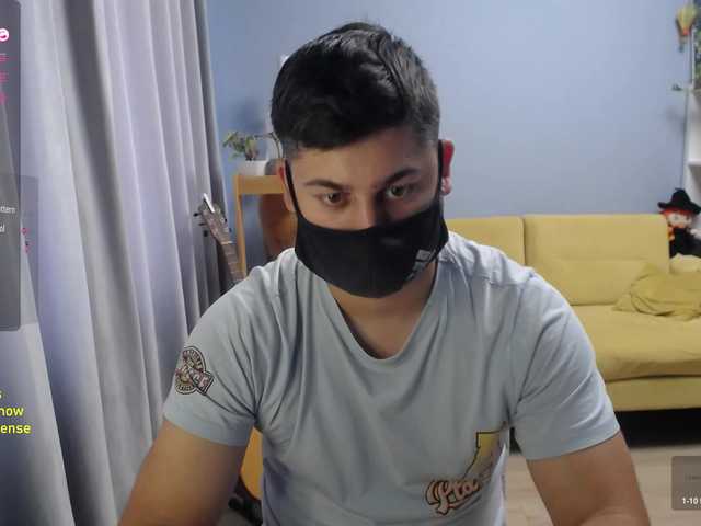 TomGuys live webcam show