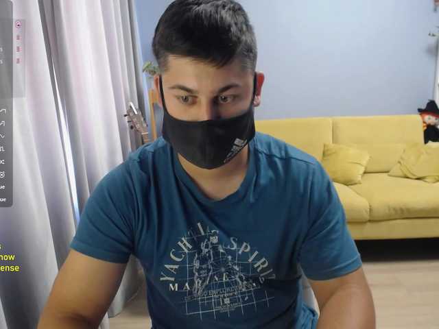 TomGuys live webcam show