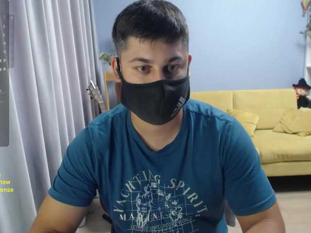 TomGuys live webcam show