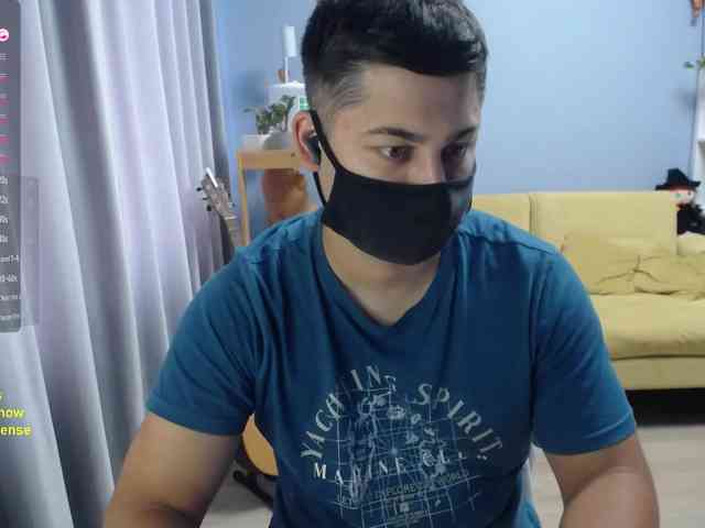 TomGuys Live Webcam on BongaCams