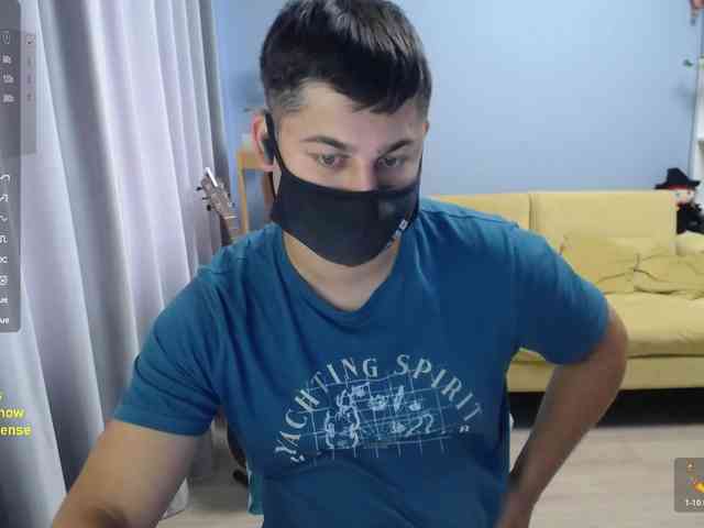 TomGuys Live Webcam on BongaCams