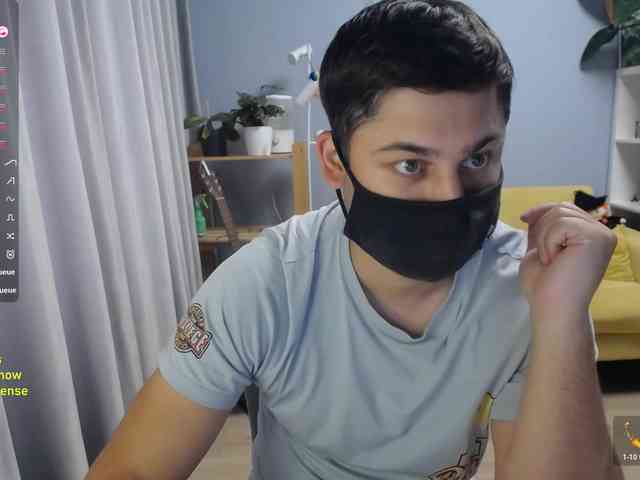 TomGuys Live Webcam on BongaCams