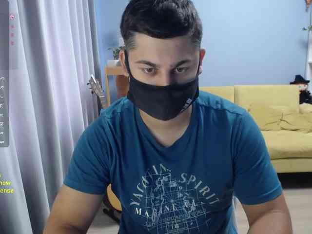 TomGuys Live Webcam on BongaCams