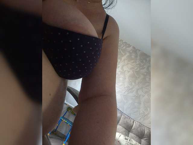 LeilaNightova live cam on BongaCams
