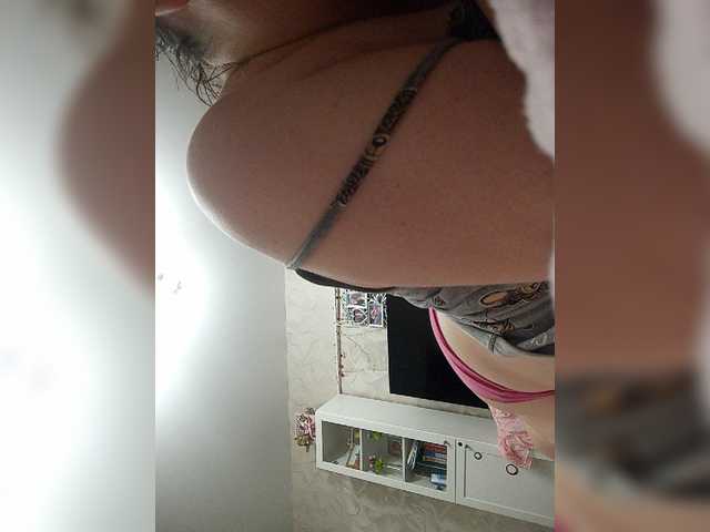 LeilaNightova live cam on BongaCams