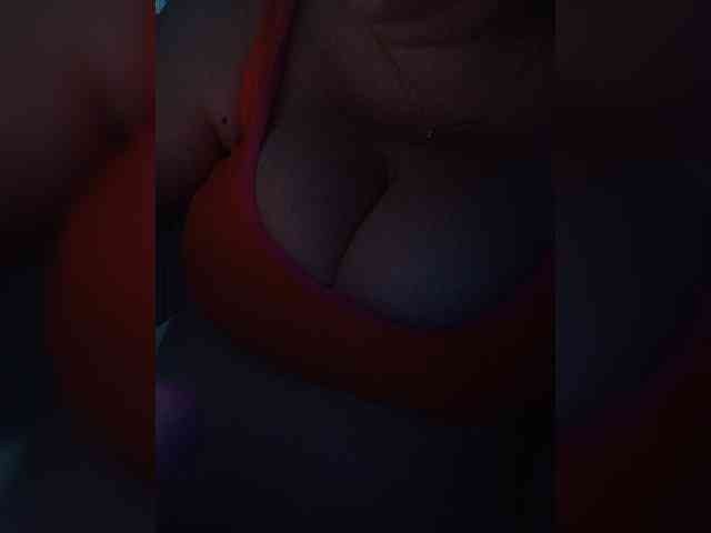 Milf_a webcam