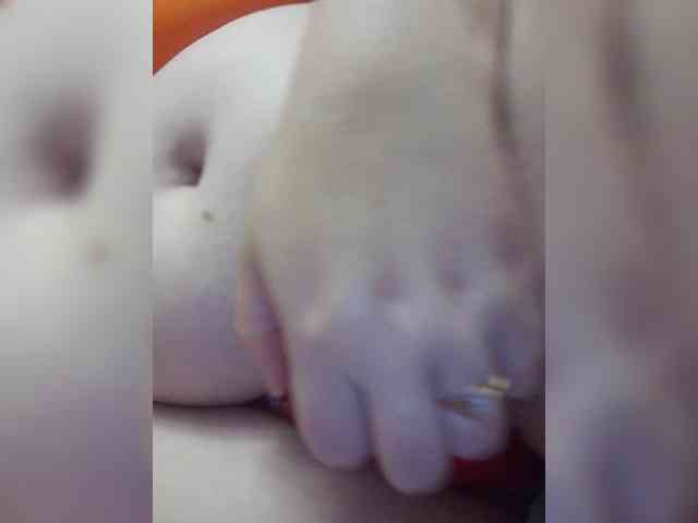 Milf_a webcam