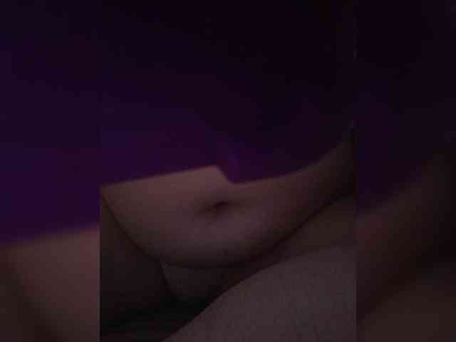 Milf_a webcam