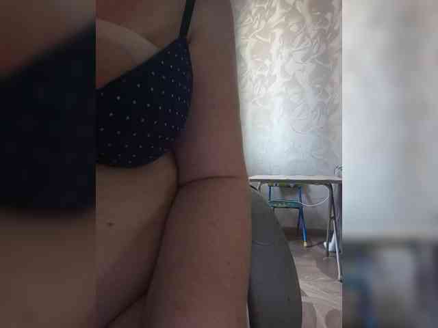 Milf_a webcam