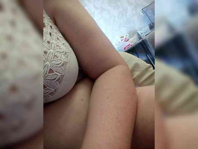 Milf_a webcam