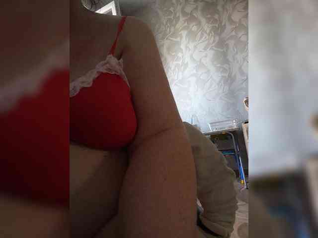 Milf_a webcam