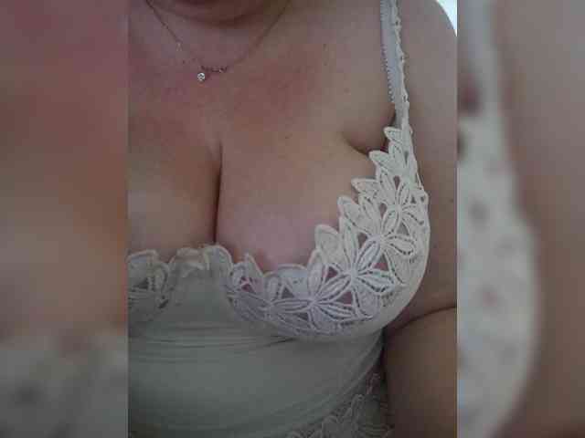 Milf_a webcam