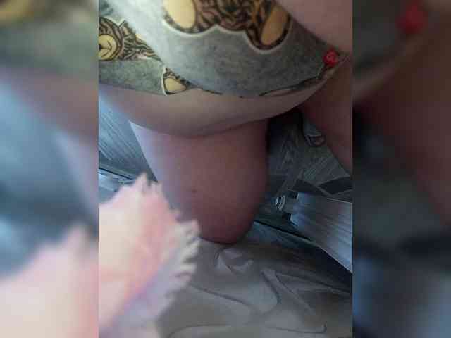 Milf_a webcam