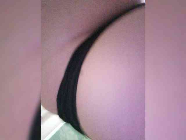 Milf_a webcam