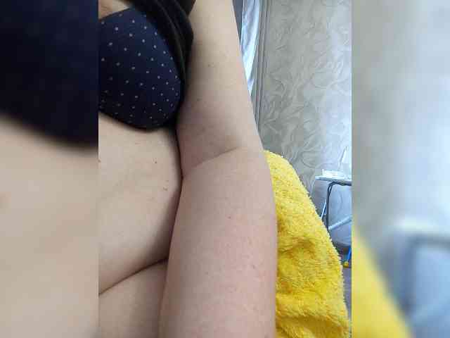 Milf_a webcam