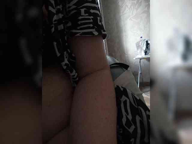 Milf_a webcam
