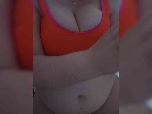 Milf_a webcam