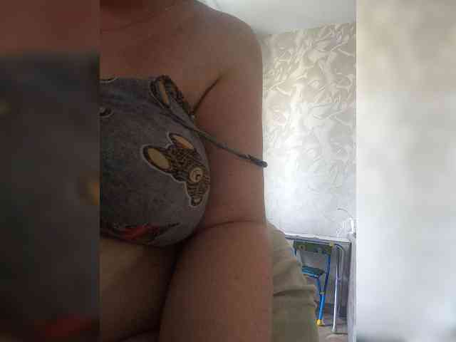 Milf_a webcam