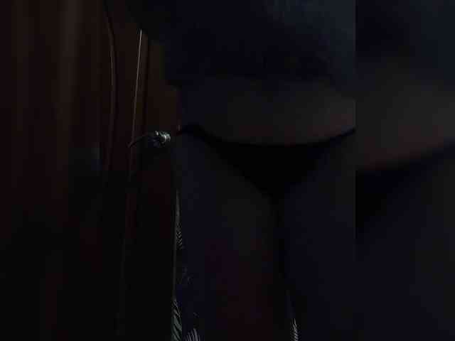 Milf_a webcam