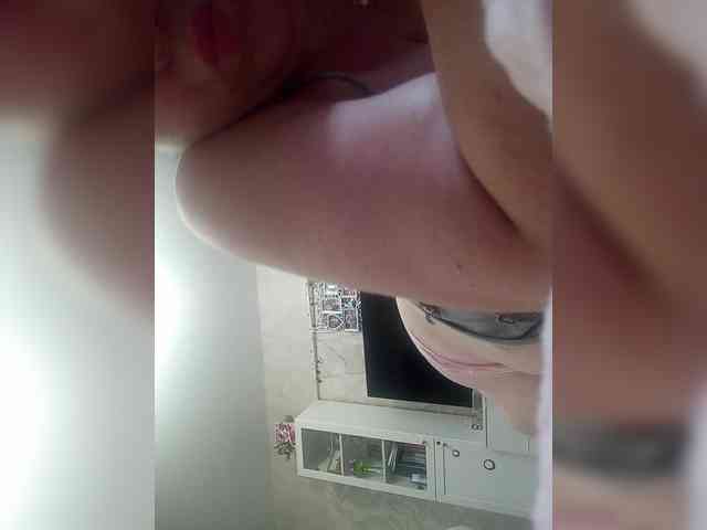Milf_a webcam