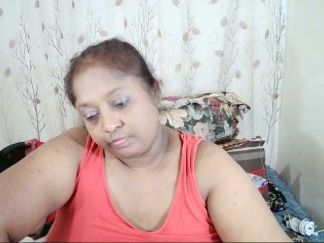 Indiantasha live cam on BongaCams