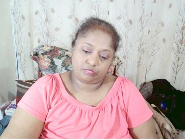 Indiantasha live cam on BongaCams