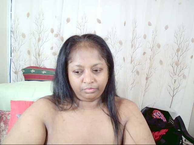 Indiantasha live cam
