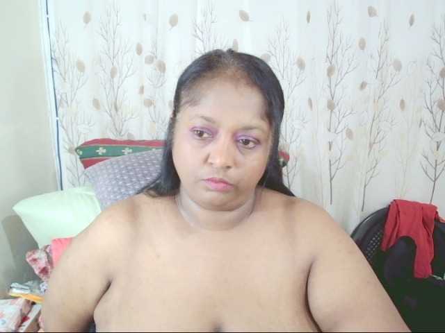 Indiantasha live cam