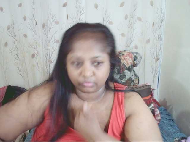Indiantasha live cam on BongaCams
