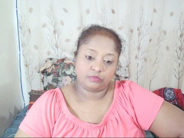 Indiantasha live cam on BongaCams