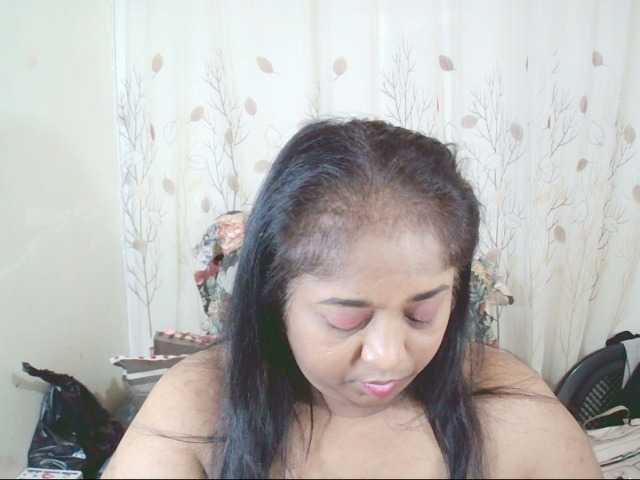 Indiantasha live cam on BongaCams