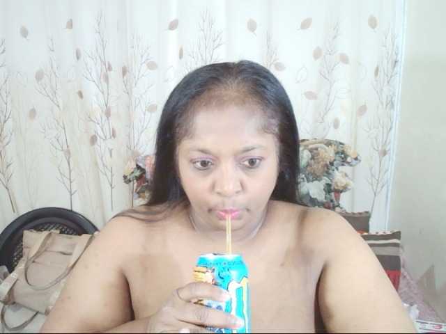 Indiantasha live cam on BongaCams