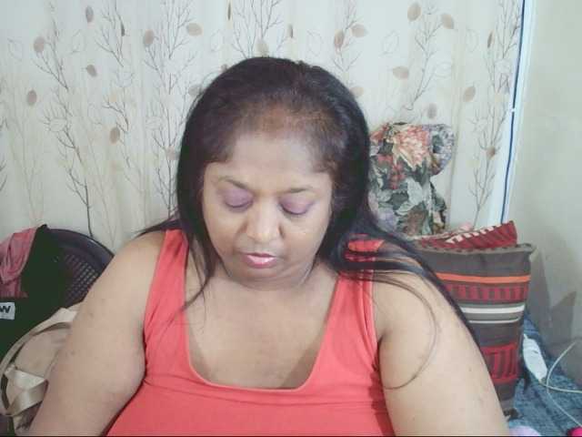 Indiantasha live cam on BongaCams