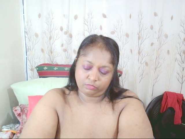 Indiantasha live cam