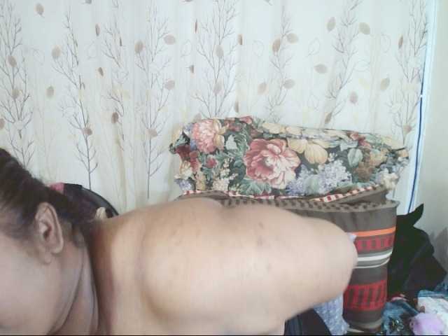 Indiantasha live cam on BongaCams