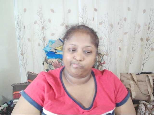Indiantasha live cam on BongaCams