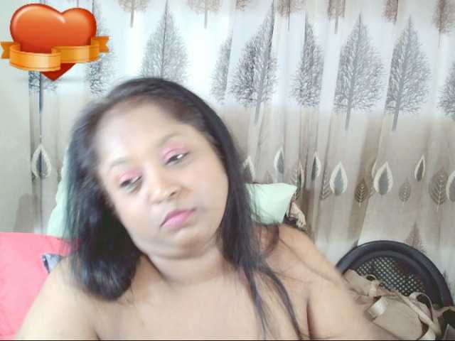 Indiantasha live cam on BongaCams