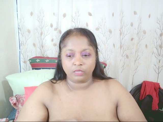 Indiantasha live cam