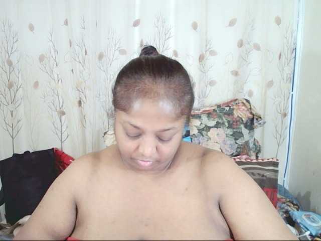 Indiantasha Live Cam on BongaCams