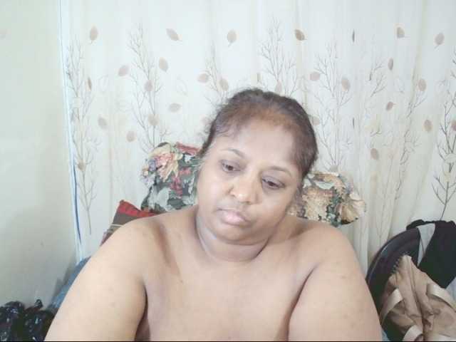 Indiantasha live cam on BongaCams