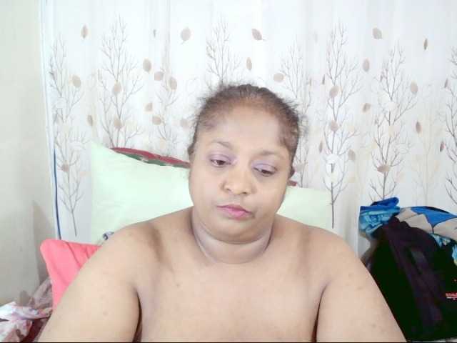 Indiantasha live cam preview