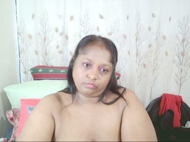Indiantasha live cam