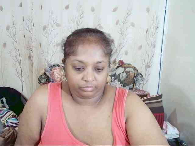 Indiantasha webcam