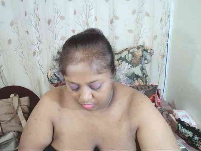 Indiantasha Live Webcam on BongaCams