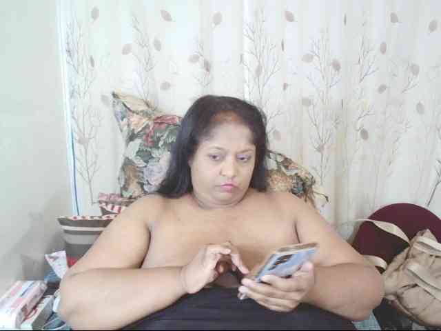 Indiantasha webcam