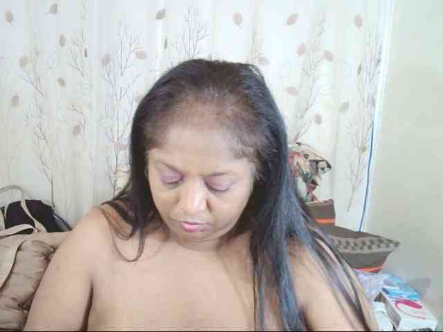 Indiantasha Live Webcam on BongaCams