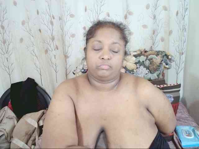 Indiantasha webcam