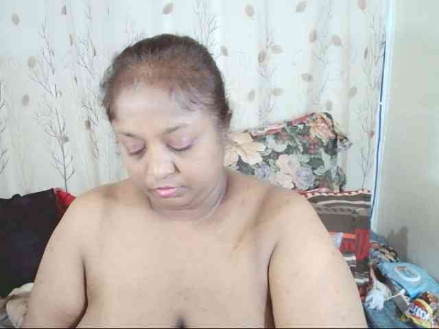 Indiantasha webcam