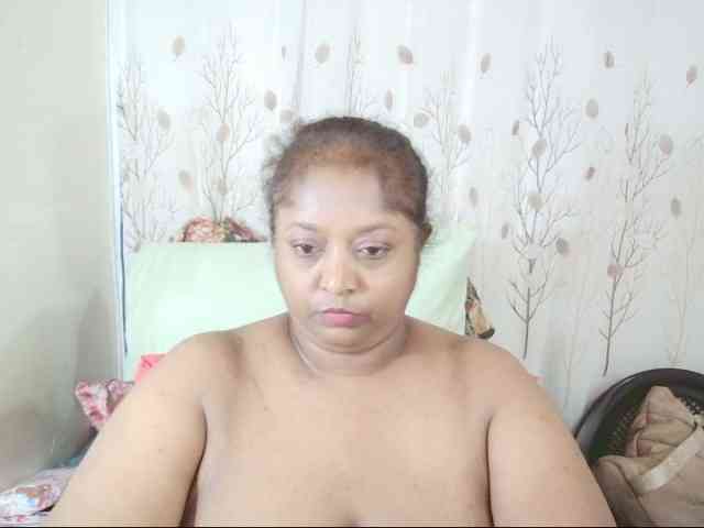Indiantasha webcam