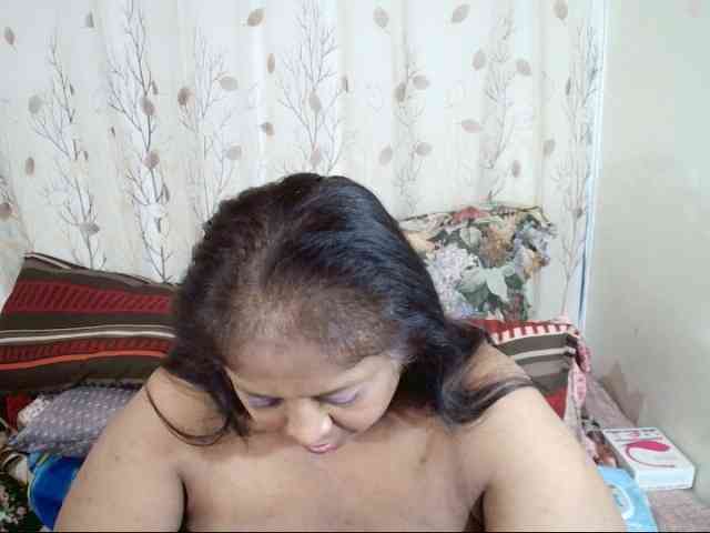 Indiantasha Live Webcam on BongaCams